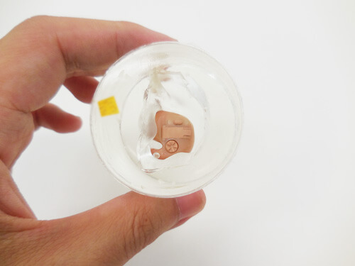 補聴器業界によくある、寒天模型。耳に入れた状態を確認するアナログ的手法で、状況確認する際に使われる。